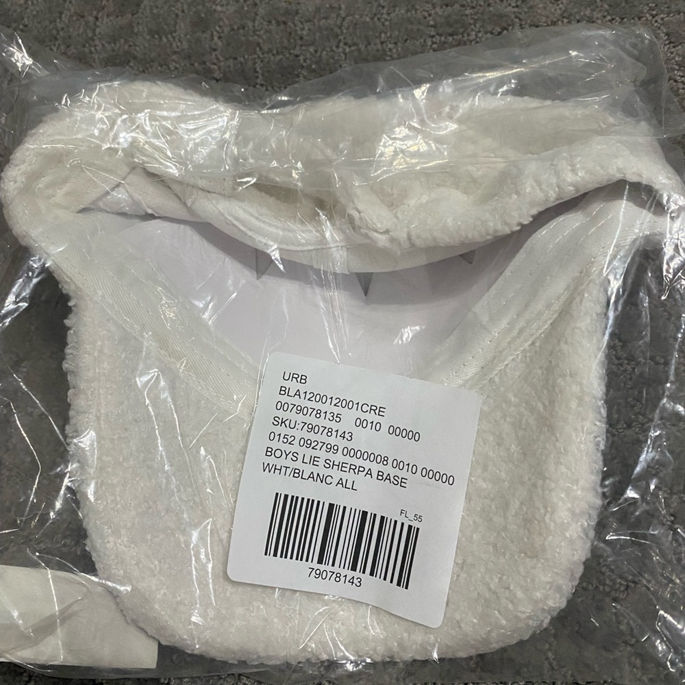 Boys Lie Sherpa Baseball Hat NWT - White - Picture 5 of 6